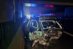 Ein schwerer Verkehrsunfall ereignete sich in der Nacht von Freitag auf Samstag auf der A1 bei Wallenhorst mit mehreren Verletzten. Foto: Marc Dallmöller / md-foto.com