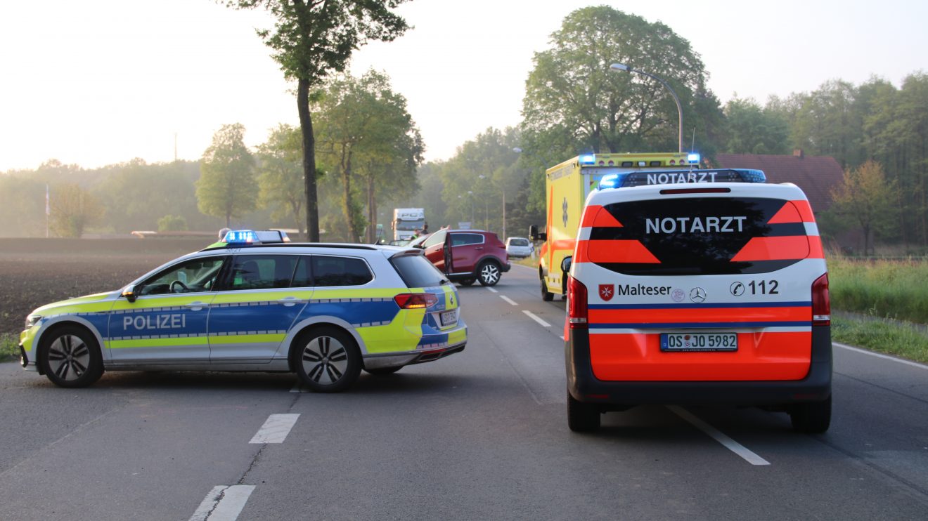 Ein schwerer Verkehrsunfall ereignete sich am Freitagmorgen auf der Ruller Straße. Foto: Marc Dallmöller / md-foto.com