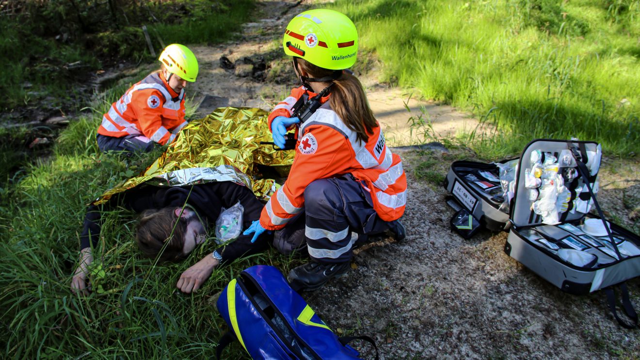 Einblicke in die gemeinsame Großübung der Feuerwehren Wallenhorst und Rulle sowie des DRK Wallenhorst. Foto: Marc Dallmöller