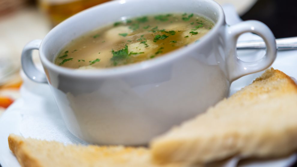 Rindfleischsuppe im Gasthaus „Zum Voßberg“ in Wallenhorst. Foto: André Thöle / Gemeinde Wallenhorst