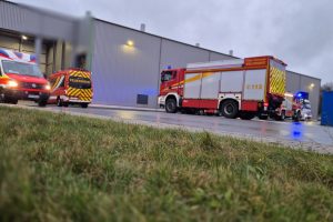 Einsatz bei Awigo in Wallenhorst für Feuerwehr und Rettungsdienst am Montagnachmittag. Foto: Marc Dallmöller